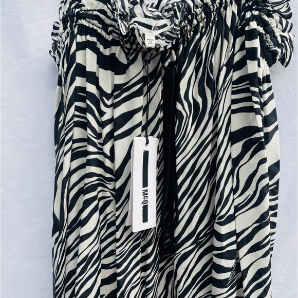 (NWT) MCQ Alexander McQueen Ruffled Zebra-Print Silk Crepe de Chine Midi Dress - Picture 6 of 8